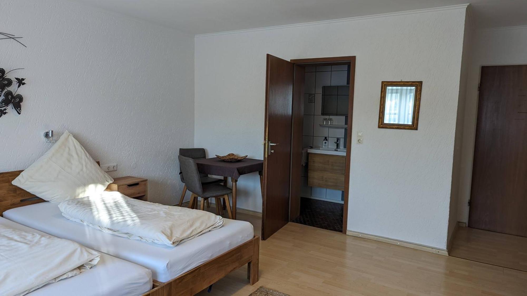 Cafe Zum Toni Hotell Thyrnau Exteriör bild